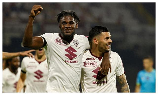 泛帕尼奥斯队战胜对手，表现抢眼(背叛里的达库鲁大王怎么杀)