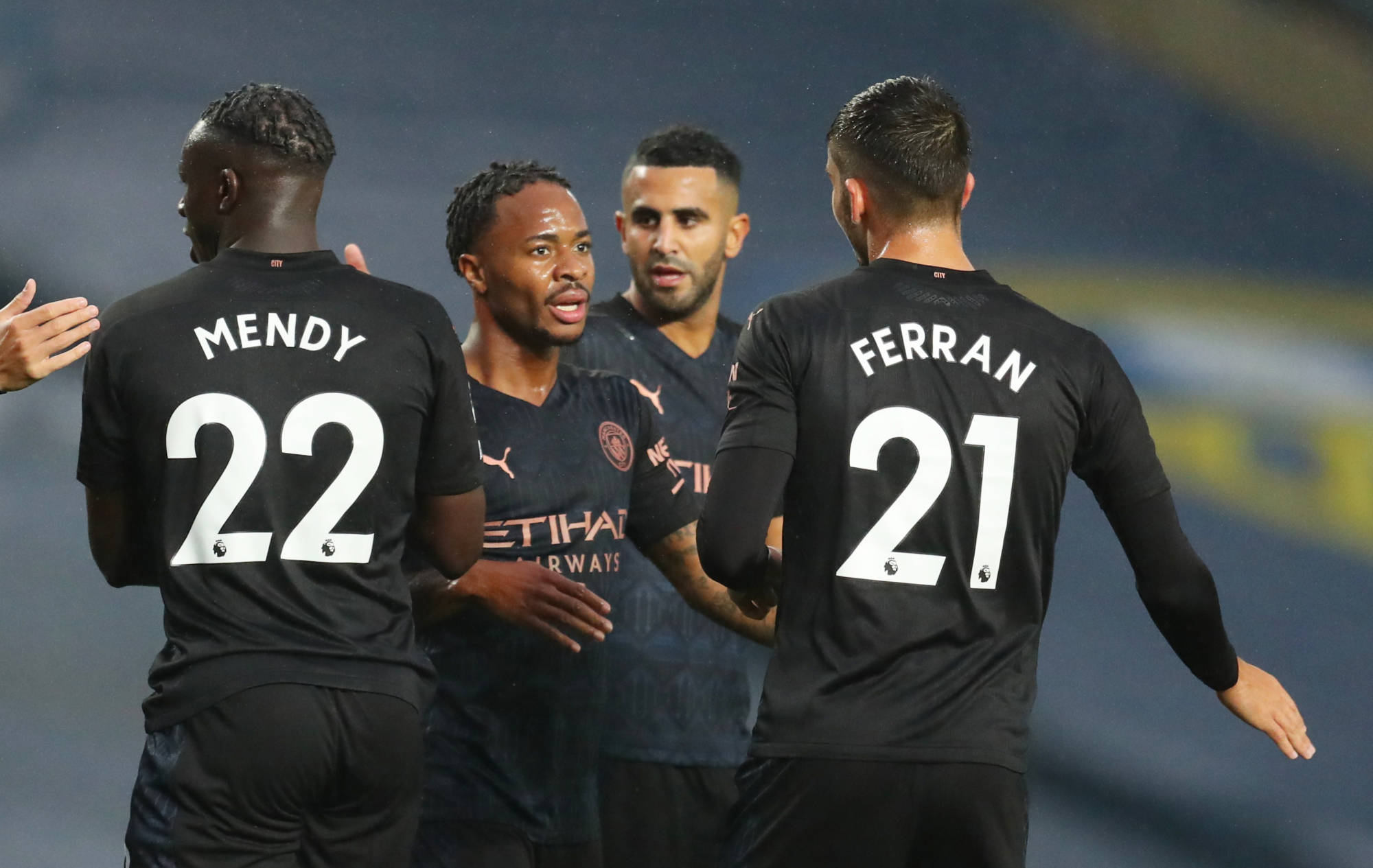 汉堡球员集体爆发表现强势冲击前列(汉堡著名球员)